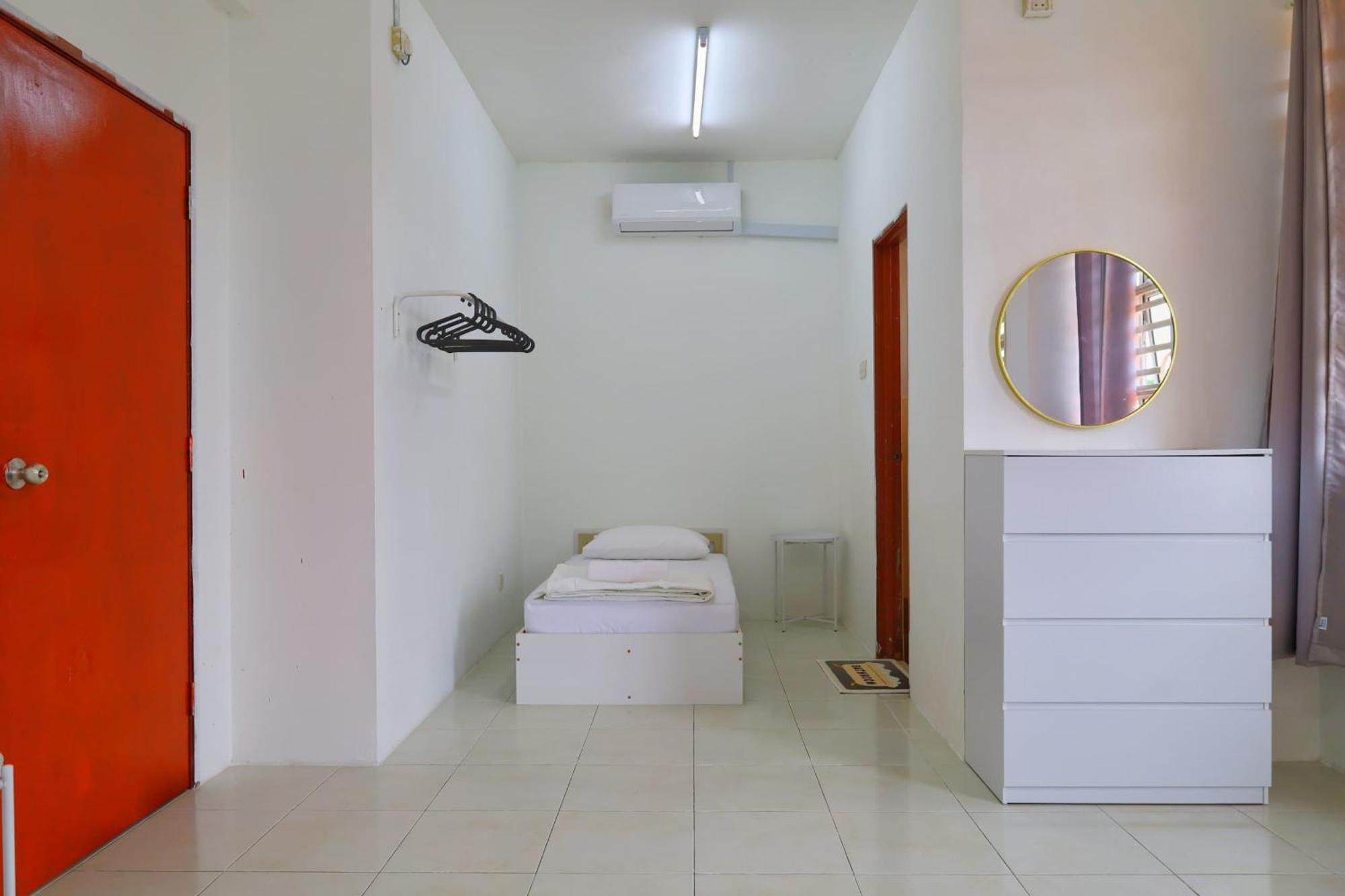 Adno Homestay#4br#batu Kawan#bandar Cassia,penang Holiday home Simpang Ampat (Penang)
